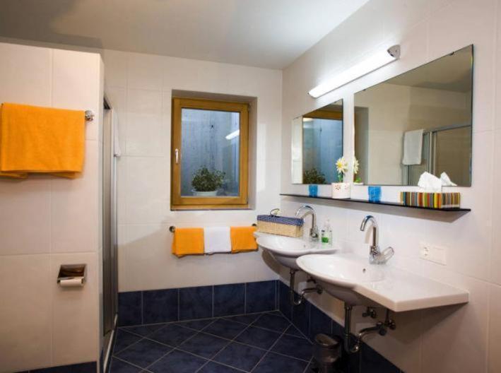 Appartements Birnbaumer มาเทรอี อิน ออสท์ทีโรล ภายนอก รูปภาพ